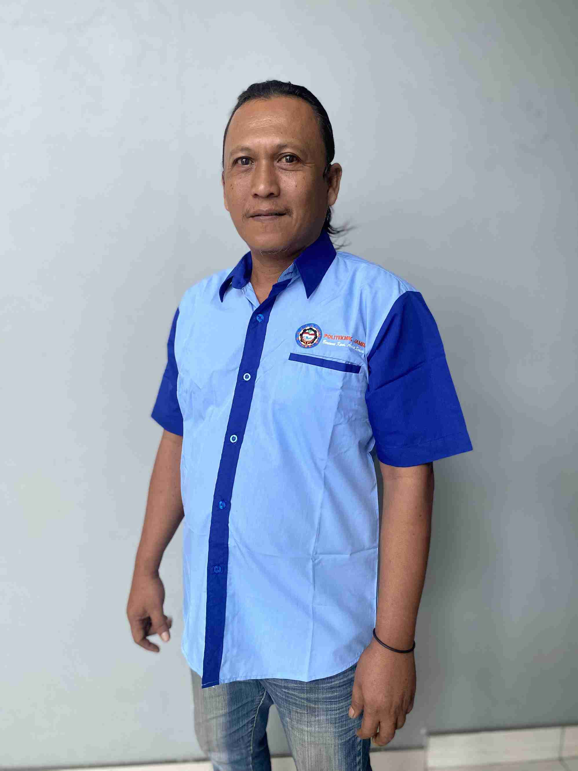 Ucok Lubis, S.T